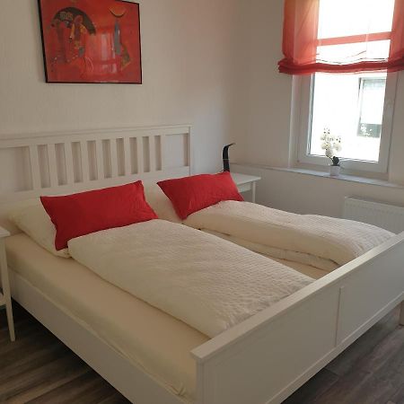 Ferienwohnung Leilas Lodge Лангелсхайм Екстериор снимка
